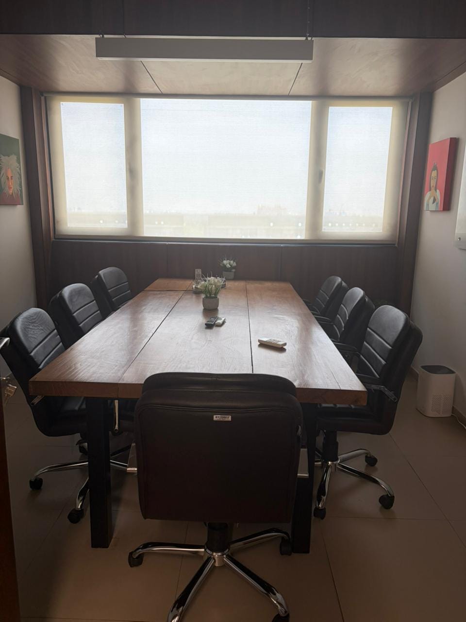 Customer photo review of Ettorez VANITY Mini Premium Leatherette Chair