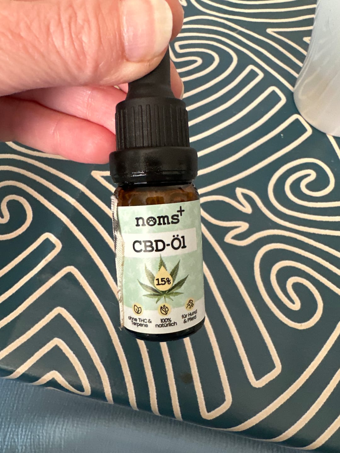 Customer photo review of 15% CBD Tropfen für Hunde und Pferde