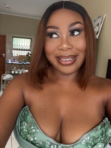 Customer photo review of 2x6 Vietnamese Pre Cut Bob Lace Wig Straight 8 Inch 1B4