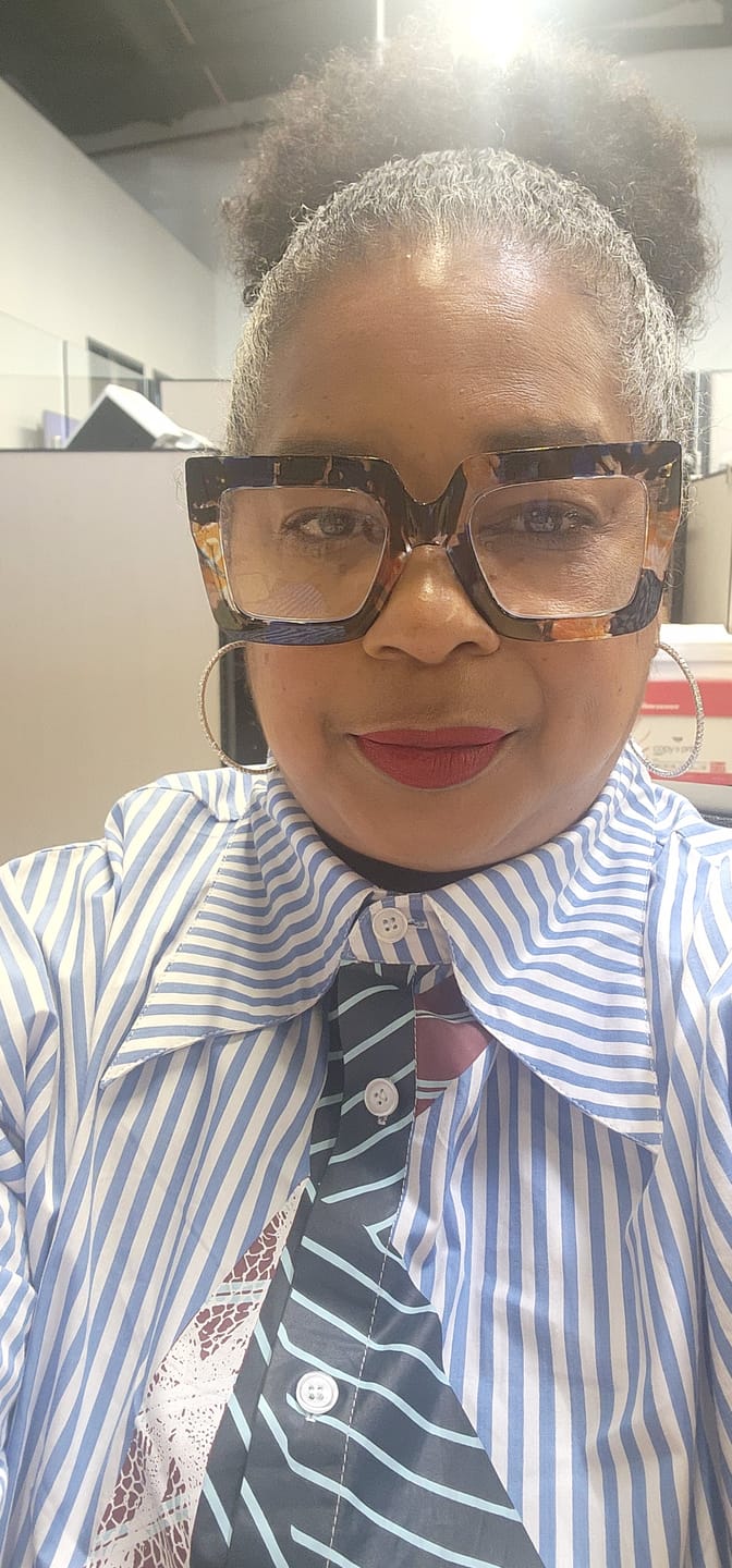Customer photo review of Aelfric Eden Necktie Graphic Stripe Long Sleeve Shirt