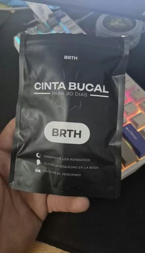 Customer photo review of Cintas Adhesivas Bucales Para Dormir - 30 días
