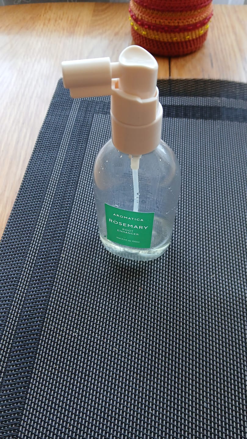 Customer photo review of Toniks matu sakņu stiprināšanai ar rozmarīnu AROMATICA Rosemary Root Enhancer
