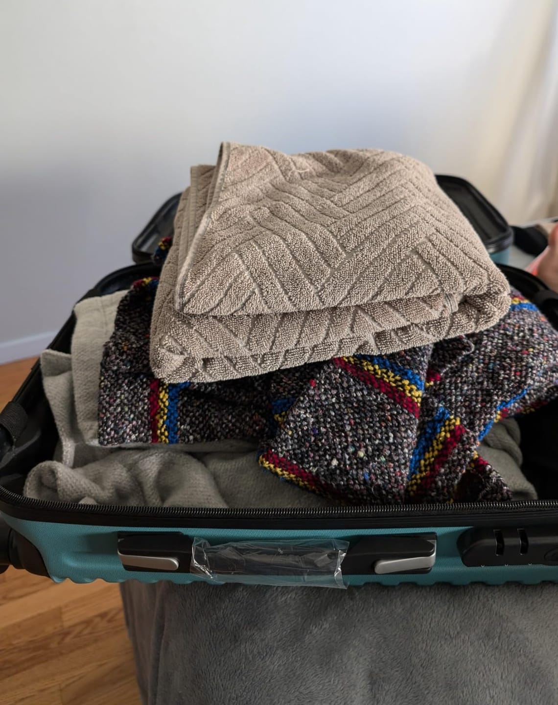 Customer photo review of Travelly Vakumlu Valiz Torbası Seti