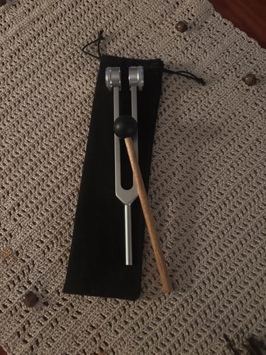 Customer photo review of 128 Hz Healing Fork