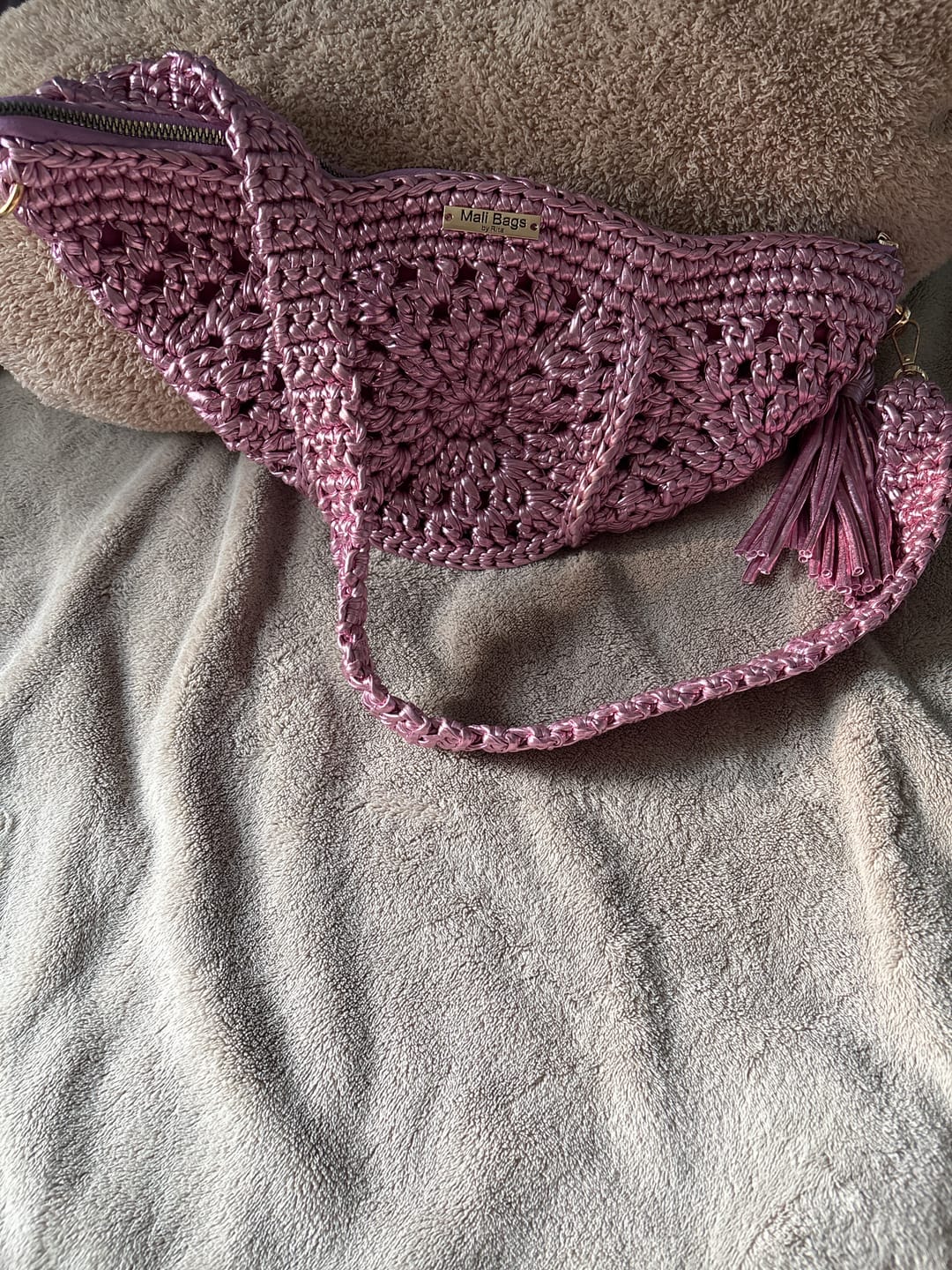 Customer photo review of Luna shoulder bag metallic pink