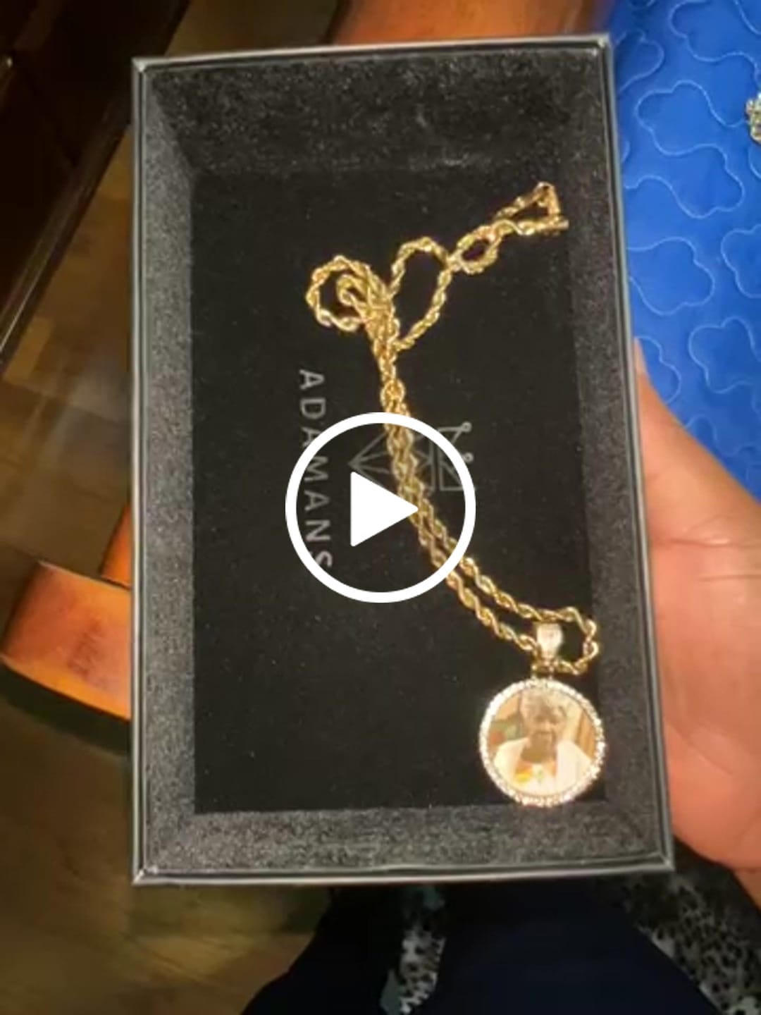 Customer video review of Single Row Custom Image Circle Pendant