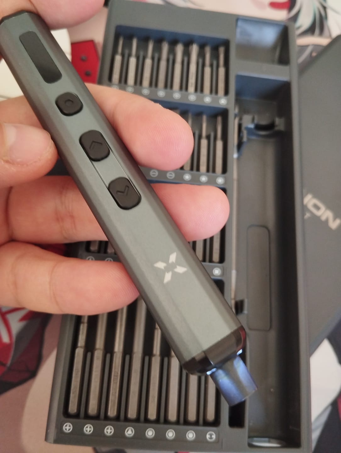 Customer photo review of Hassas Tornavida Seti | 68 Parça, Şarjlı, Ledli, Saat Gözlük Bilgisayar Uyumlu Tamir Kiti (X6832)