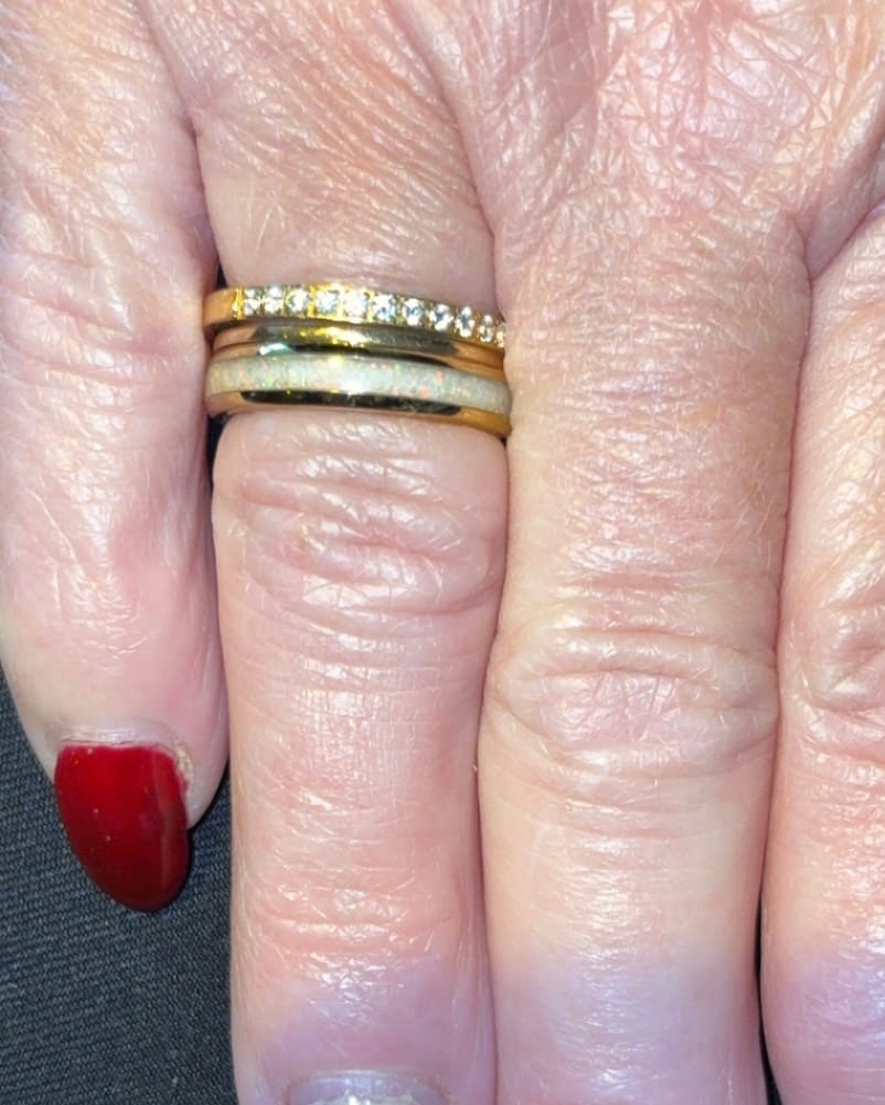 Customer photo review of Gold 2mm Half Glitz Ring