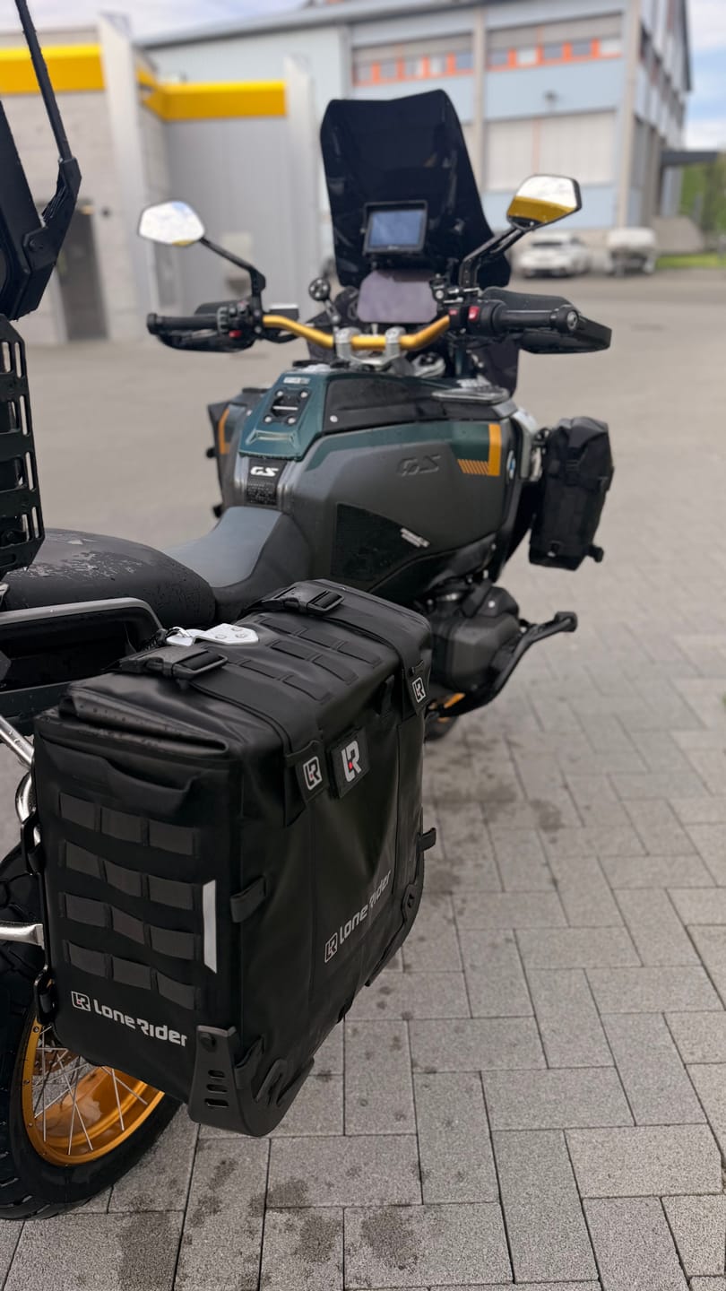 Customer photo review of MotoBags – Semi-Rigid Motorcycle Bags