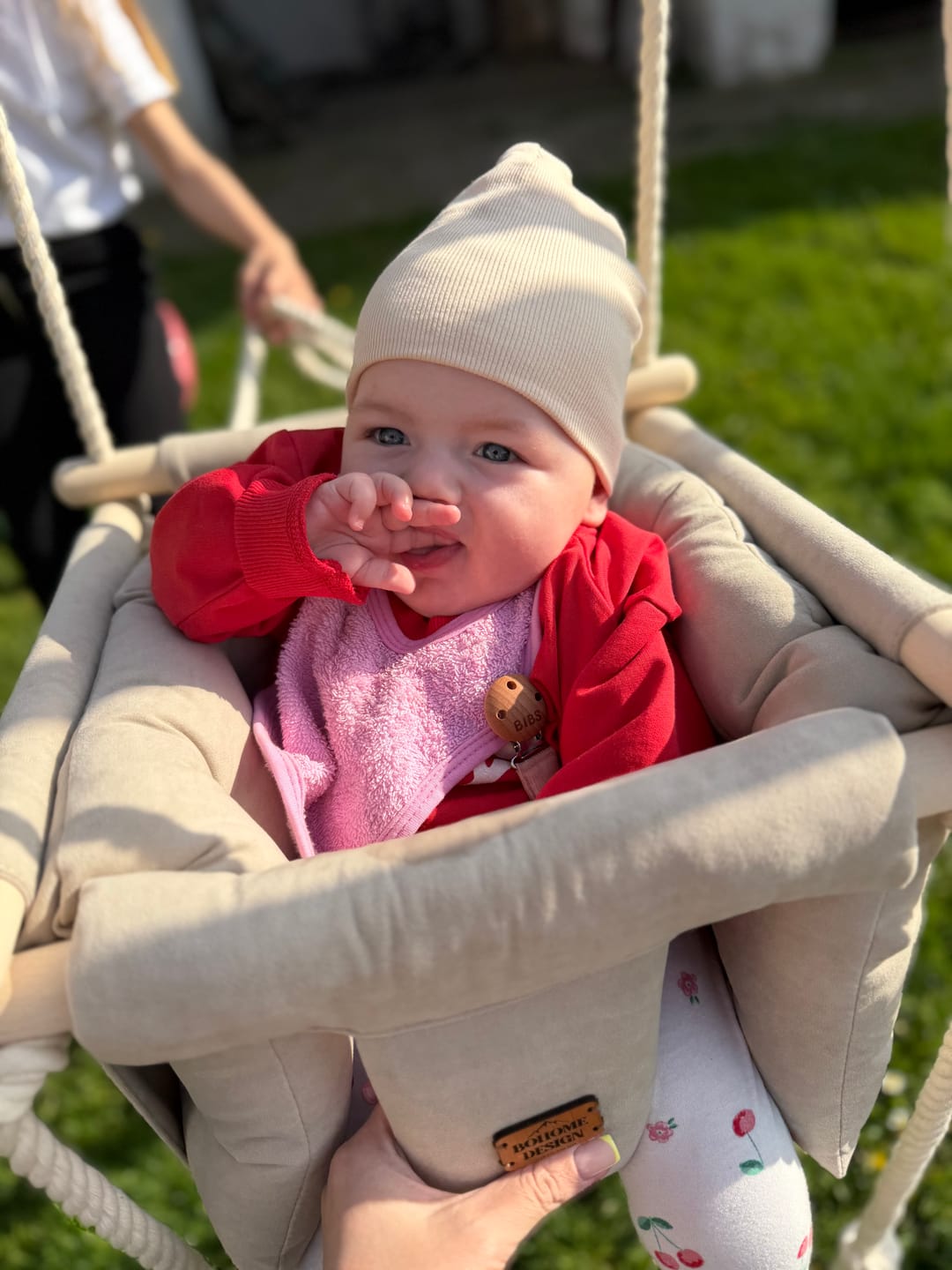 Customer photo review of Luxury Cappuccino Ljuljaška - Ručno rađena ljuljaška za bebe