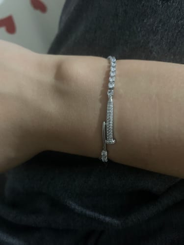 Customer photo review of Sara Lock Bracelet