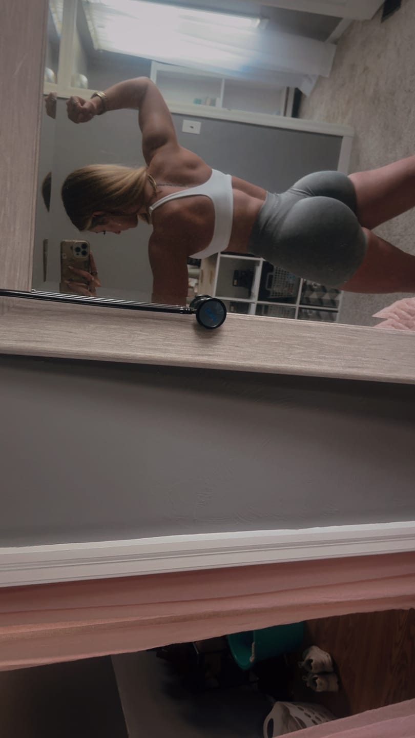 Customer photo review of SoftSculpt Shorts