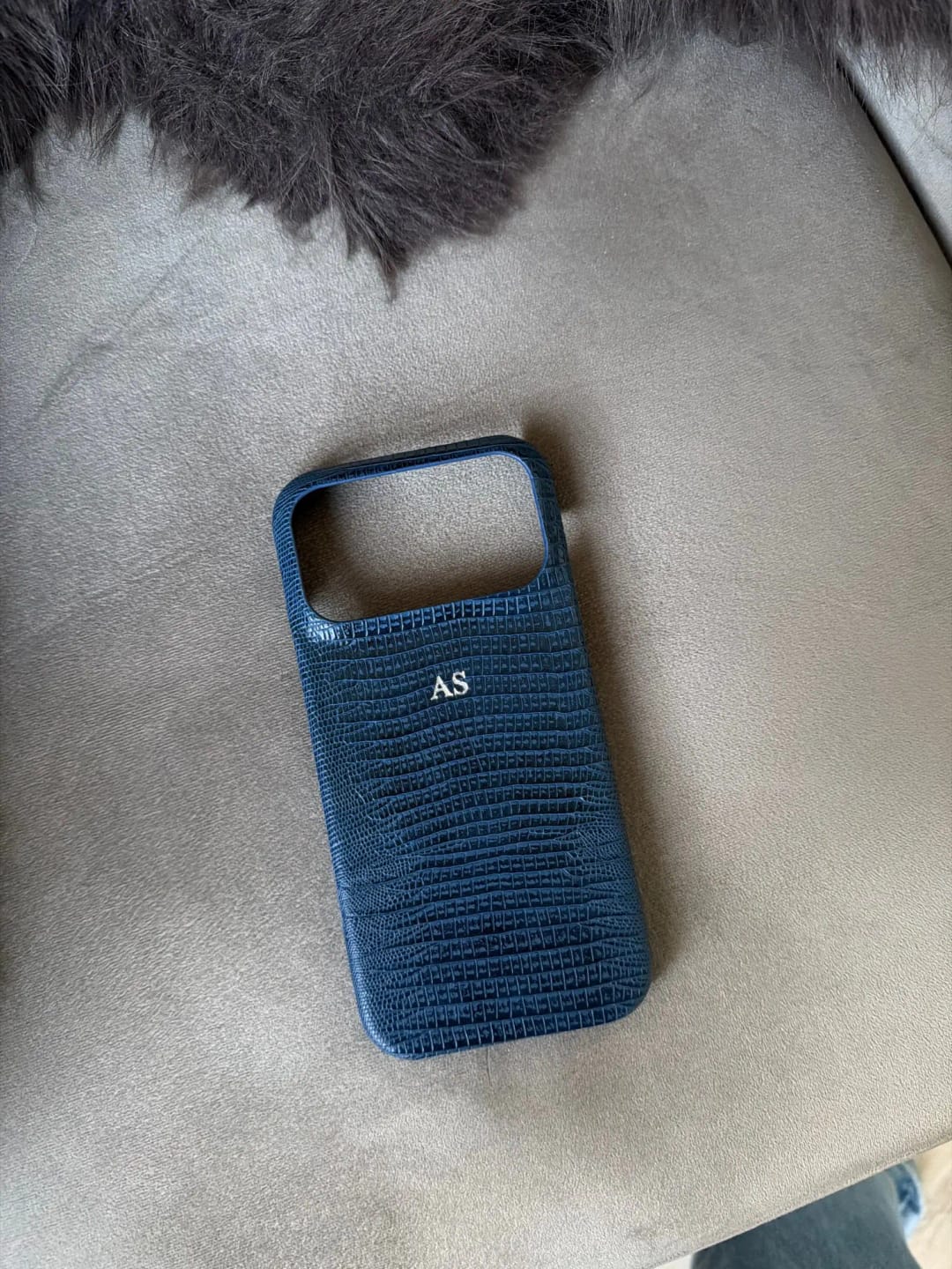Customer photo review of Lizard Phone Case