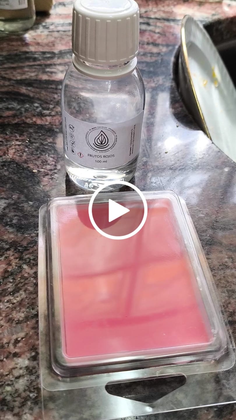 Customer video review of Fragancia FRUTOS ROJOS