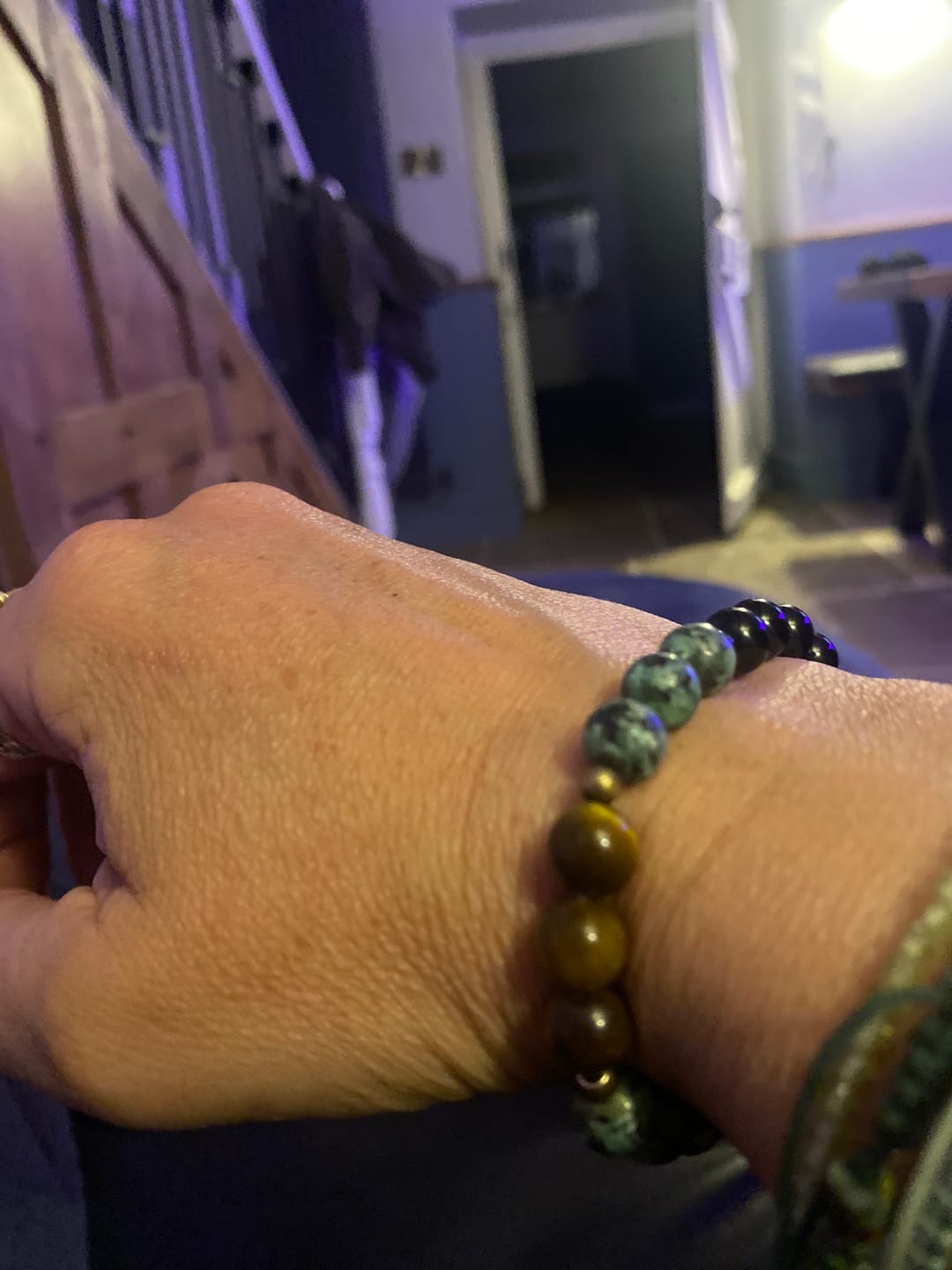 Customer photo review of 108 Mala Beads Natural Stone Tiger Eye Turquoise Protection Strength Bracelet Necklace