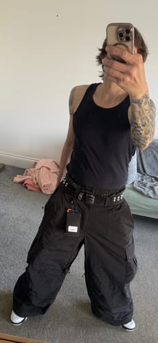 Customer photo review of Men's Black Lightweight Inner Leg Vents Baggy Snow Pants