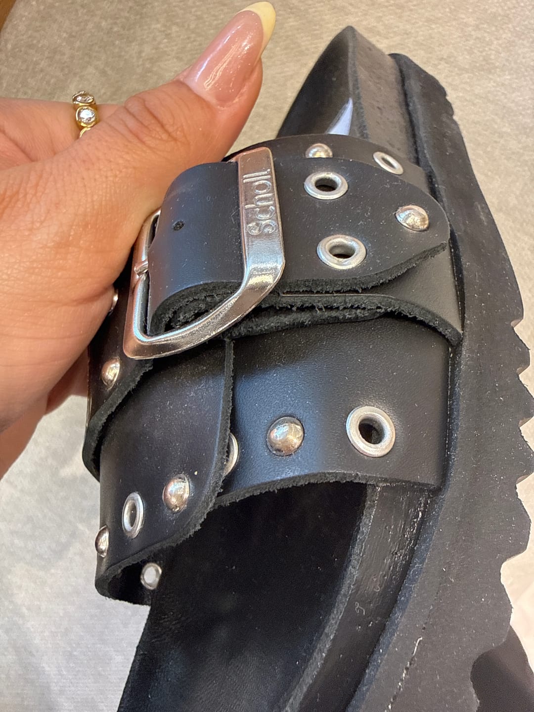 Customer photo review of כפכפים רצועה אחת לנשים Joyce