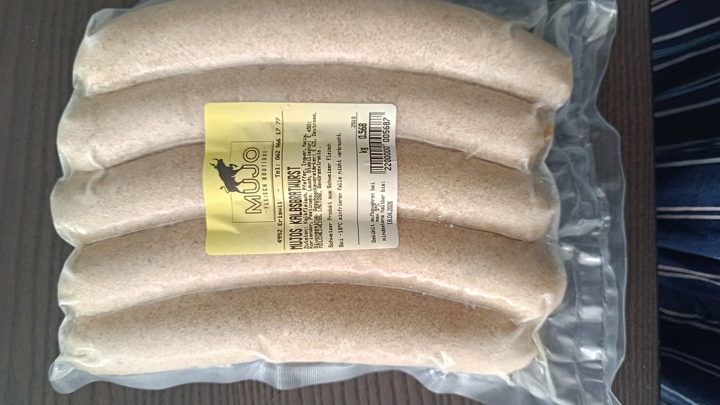 Customer photo review of MUJO Kalbsbratwurst