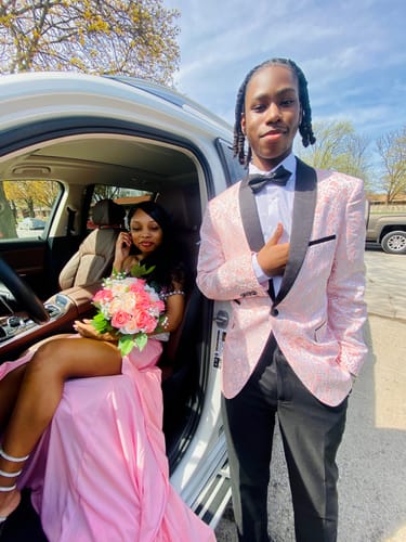 Customer photo review of Men's 2-Piece Pink Jacquard Embroidery Paisley Suit