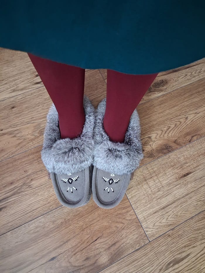 Customer photo review of Women's Rabbit Fur Thunderbird Beaded Moccasins