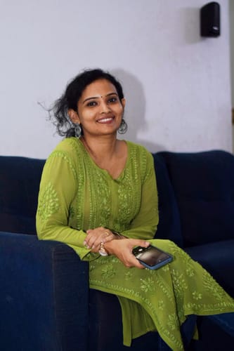 Customer photo review of Hoor Olive Viscose Georgette Kurta