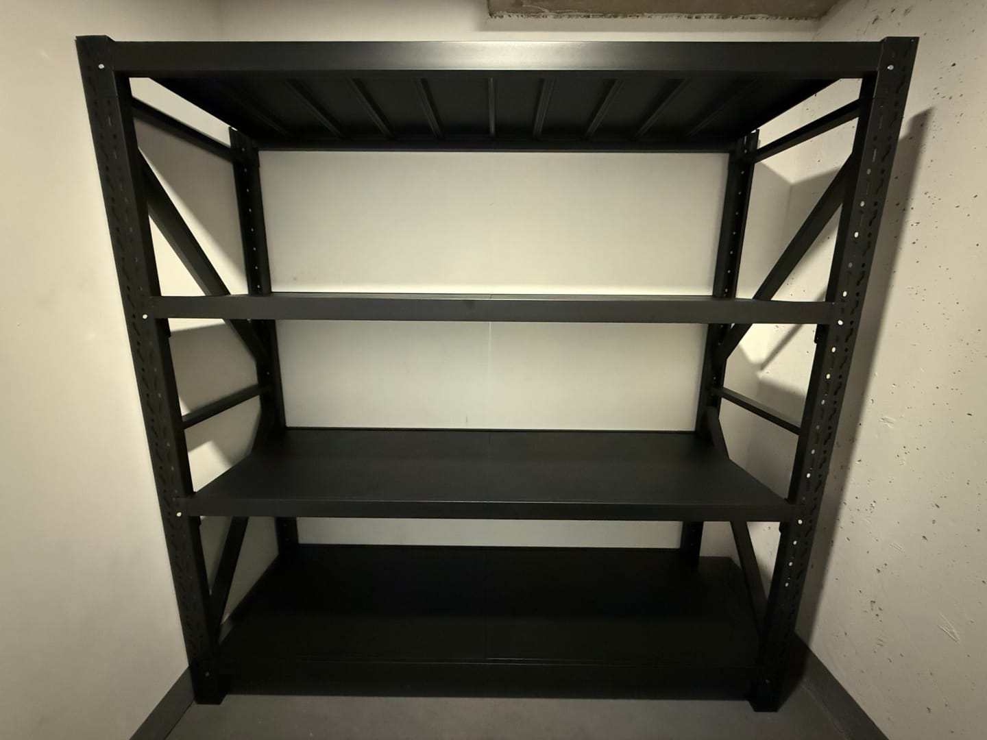 Customer photo review of Estante Metálico 200x200x60cm 800kg | Negro