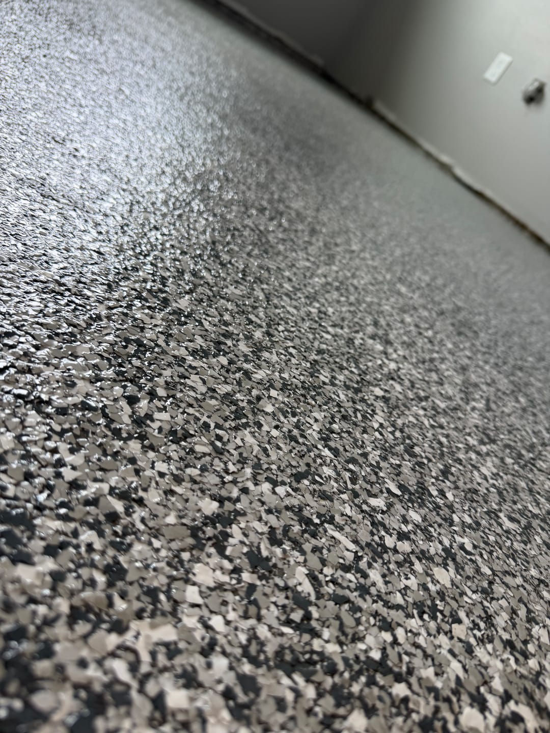 Customer photo review of Epoxy Floor Polymer Flakes - Torginol Collection