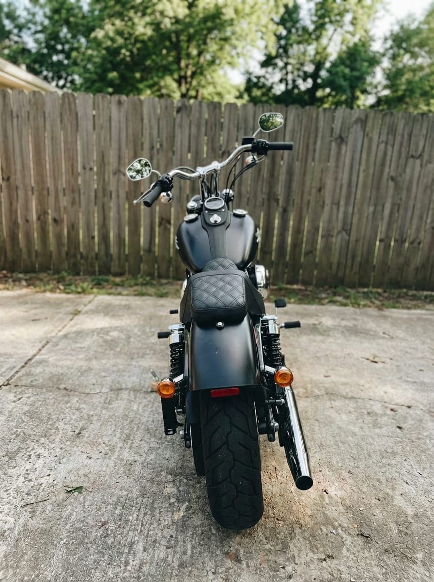 Customer photo review of Iron Born Diamond Stitch 2-Up Seat for Harley Dyna Street Bob FXDB/I Black