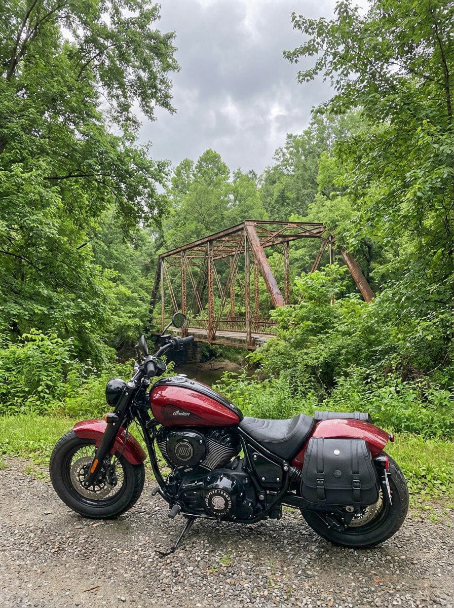 Customer photo review of 25L - SpiritBlade Large Indian Chief Bobber Dark Horse Leather Motorcycle Saddlebags