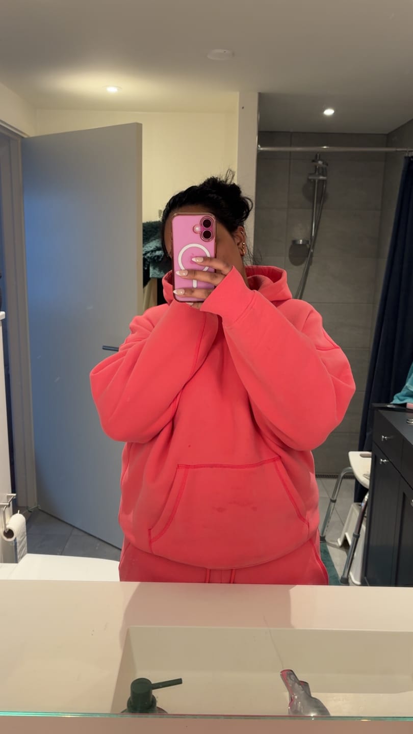 Customer photo review of Soufflé Baggy Hoodie Sets