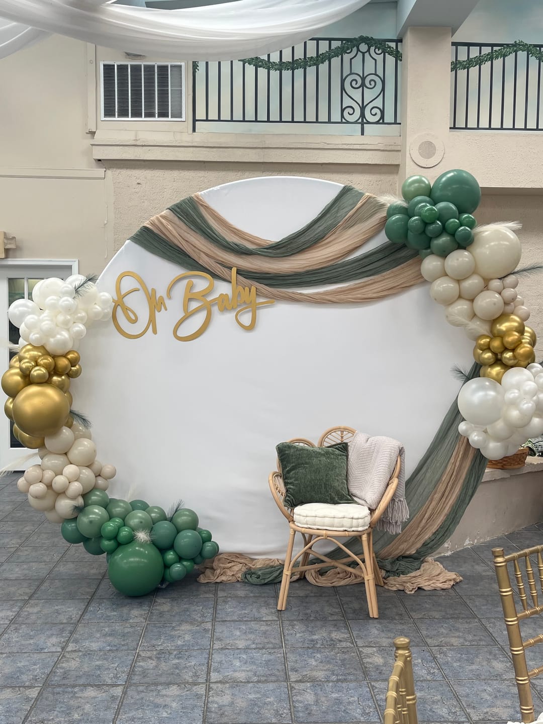 Customer photo review of 8ft Aluminum Alloy Tube Arch Balloon Flower Stand For Wedding Birthday Baby Shower