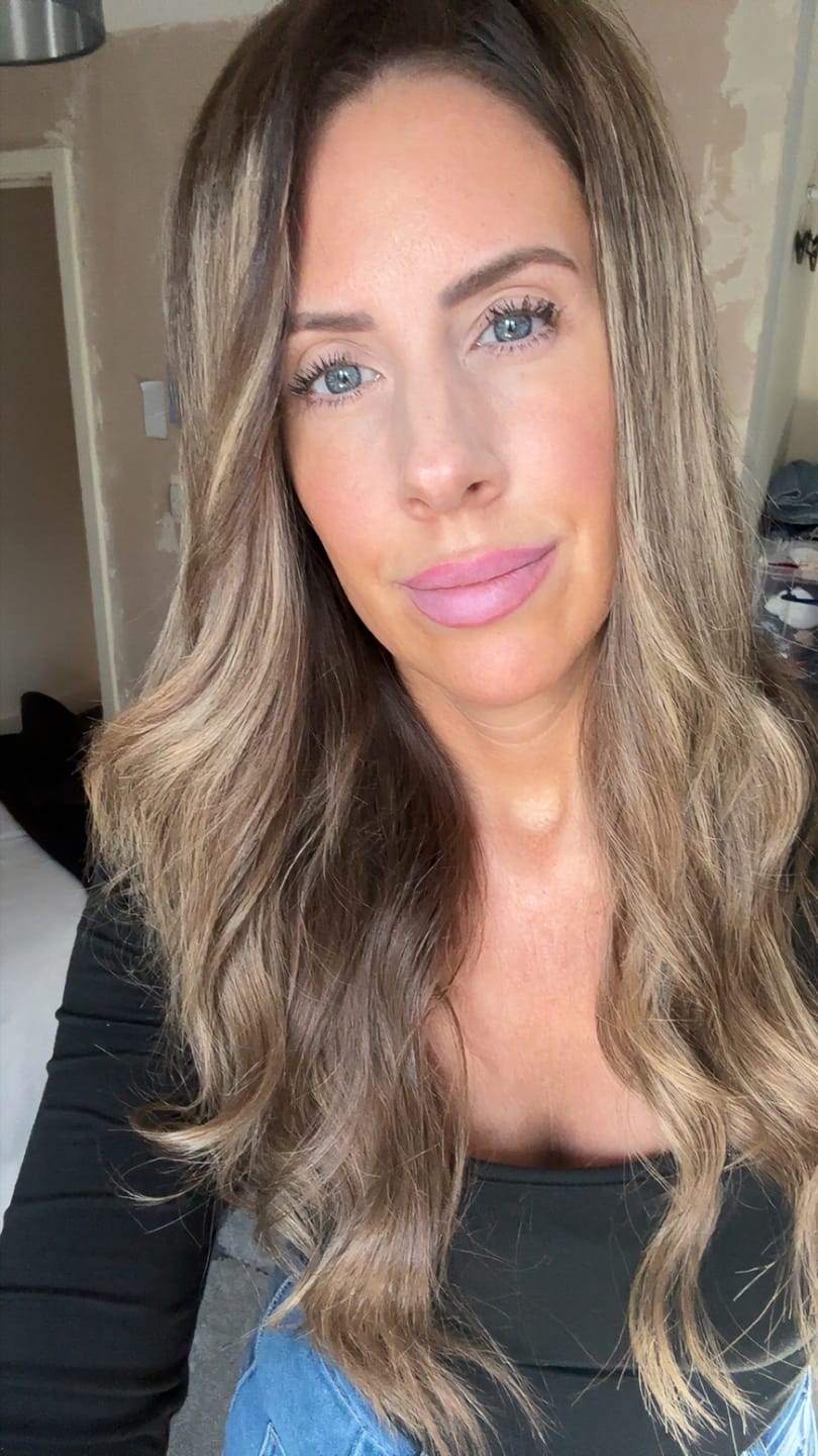 Customer photo review of Lauren Ashtyn Signature Color Full Volume Hair Topper