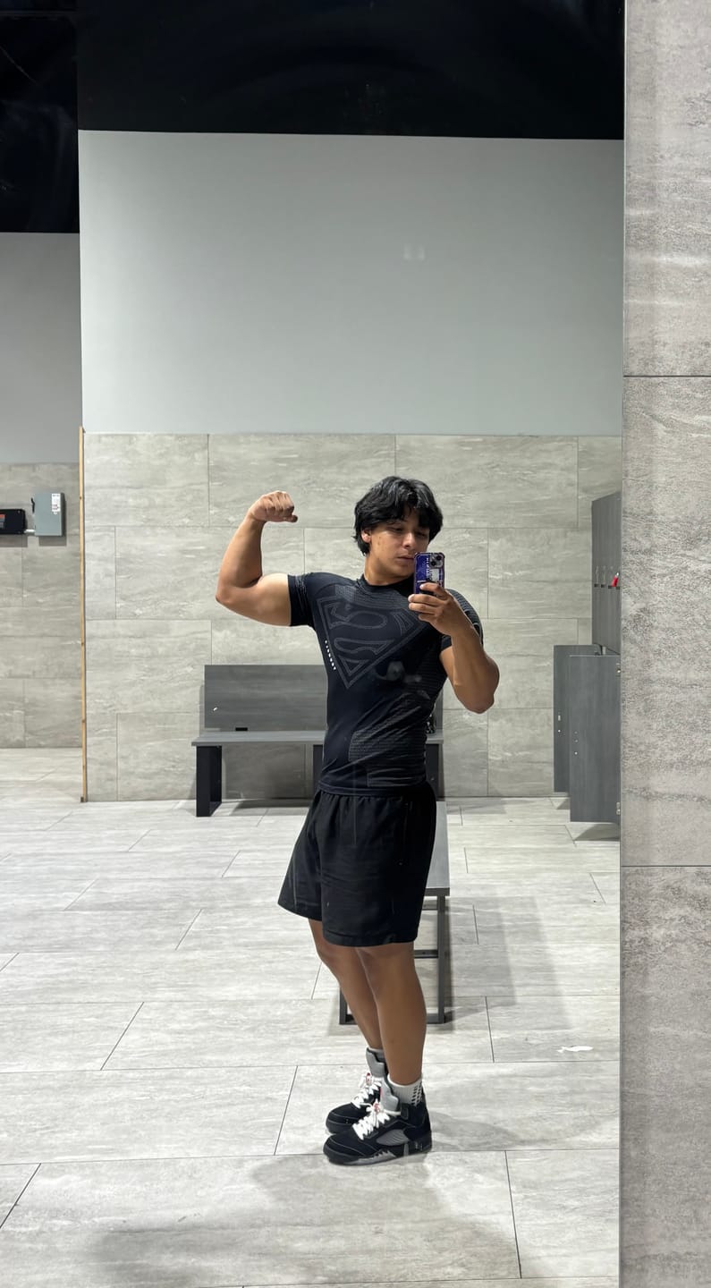 Customer photo review of 4117 - Superman Compression Tees