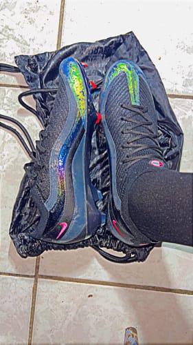 Customer photo review of Vapor 16 Air Max 95 FG - Noir/Solar Red