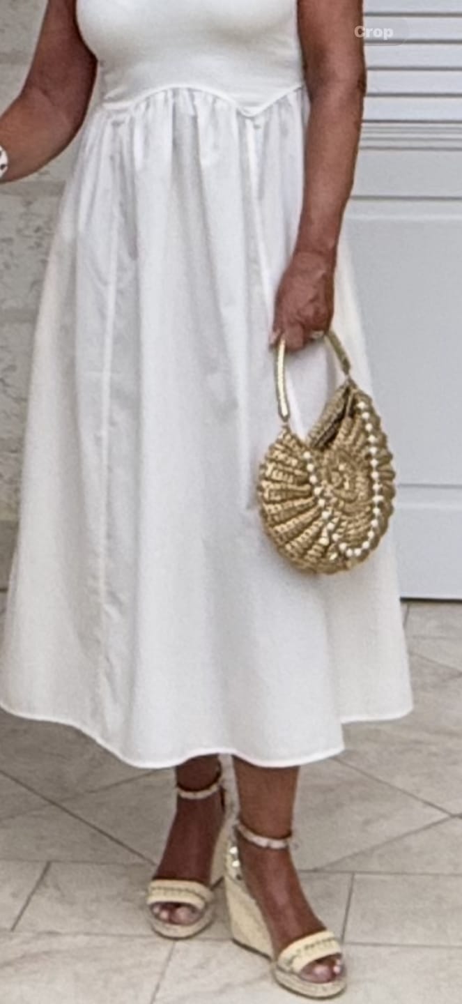 Customer photo review of Gold shells & pearls mini chain