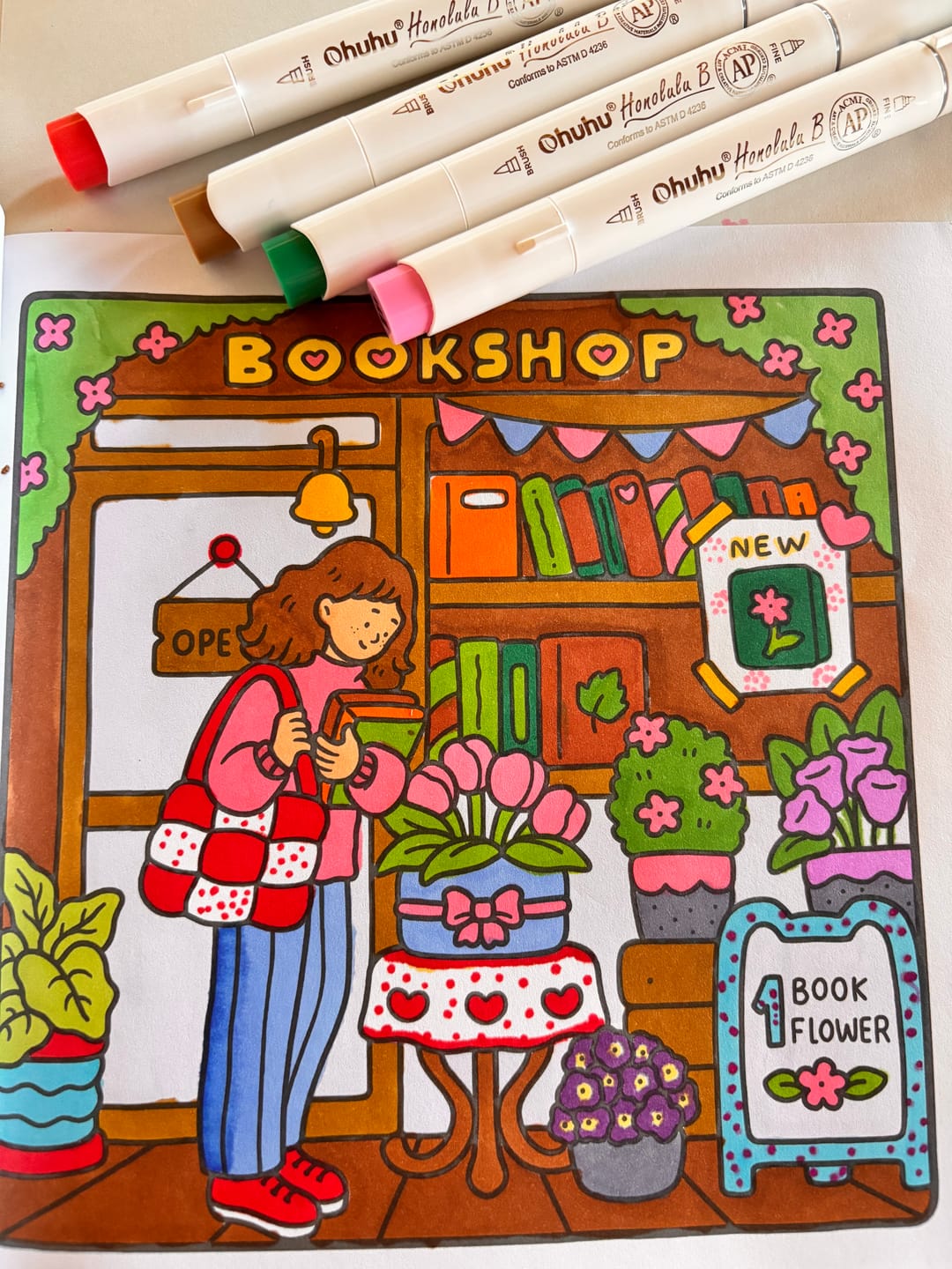Customer photo review of Ohuhu Honolulu 48 Colors Dual Tips Alcohol Art Markers