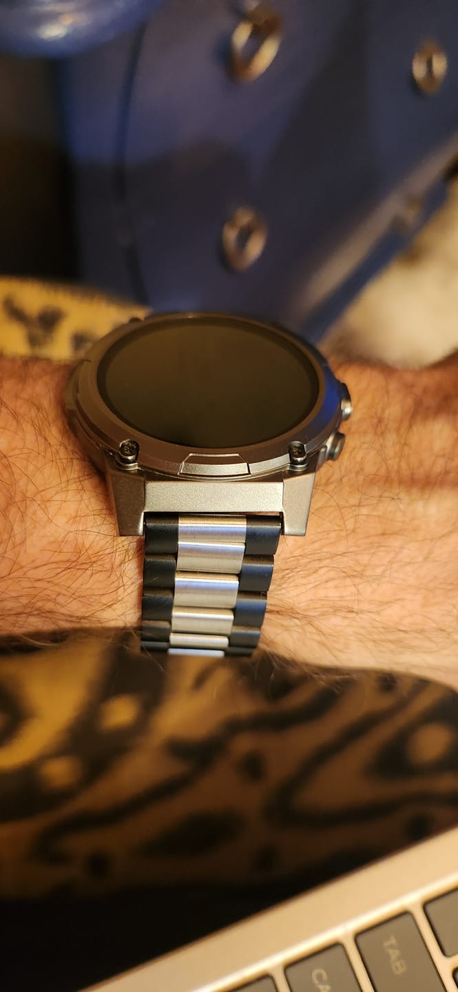 Customer photo review of Black-Silver Steel Loop
