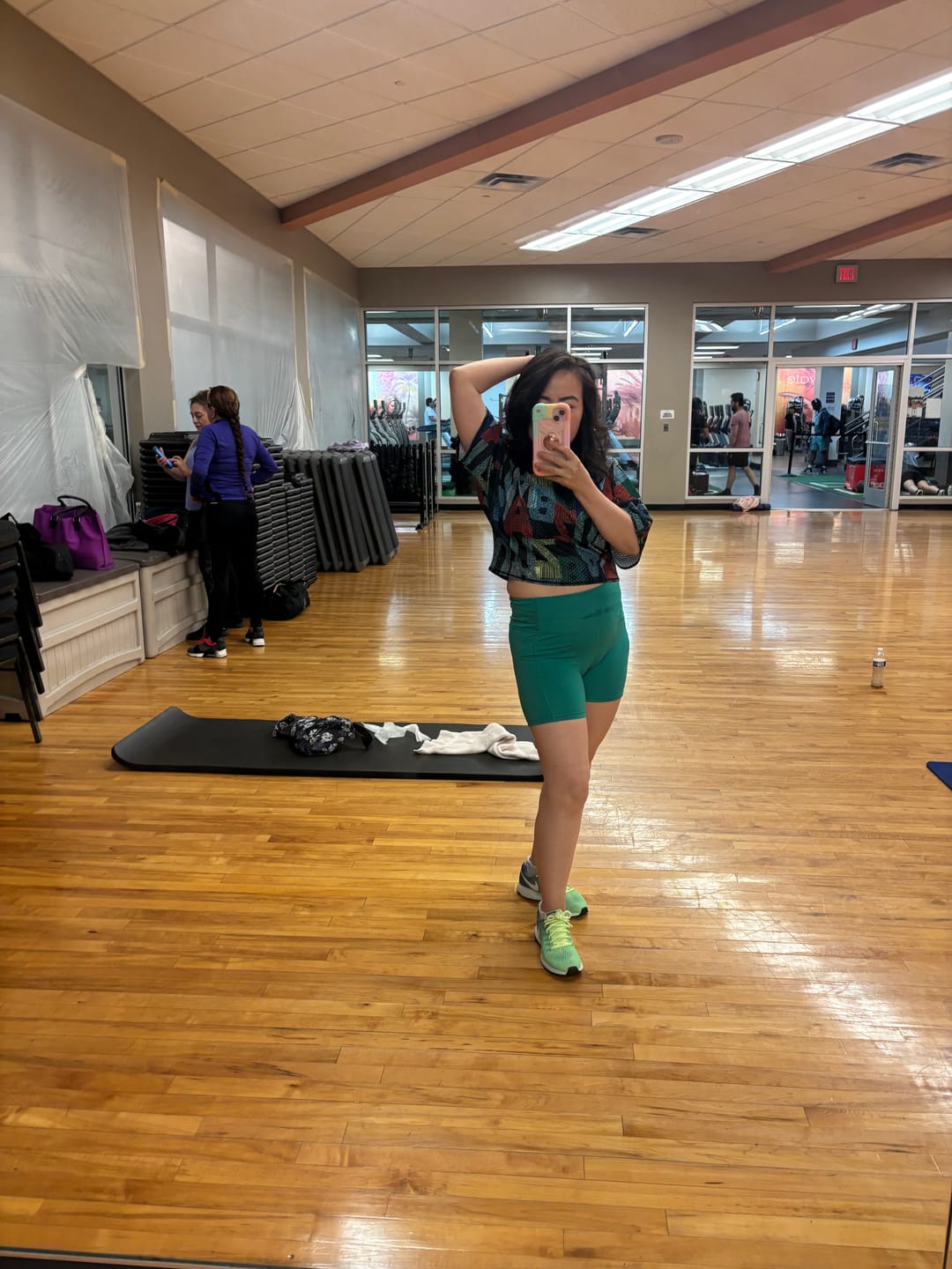Customer photo review of Latin Movement Boxy Dolman Crop Top