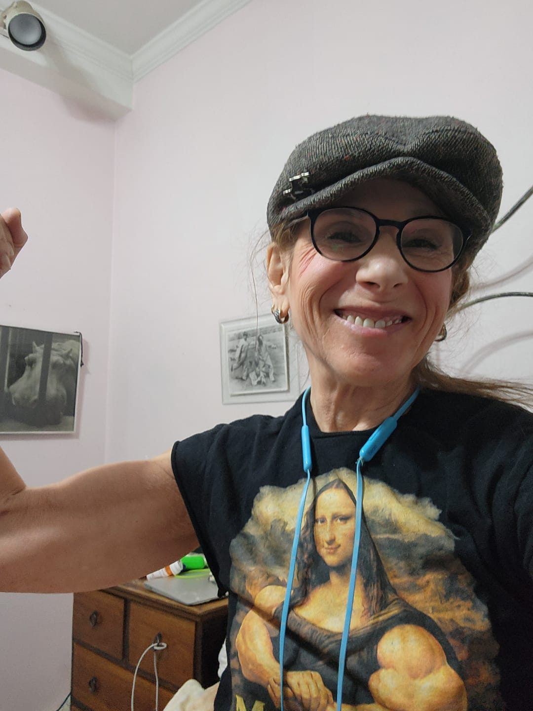 Customer photo review of Mona Lifta T-Shirt