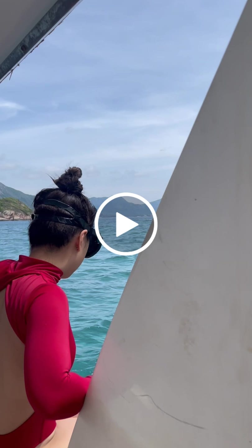 Customer video review of Luna Long Sleeve Swimwear