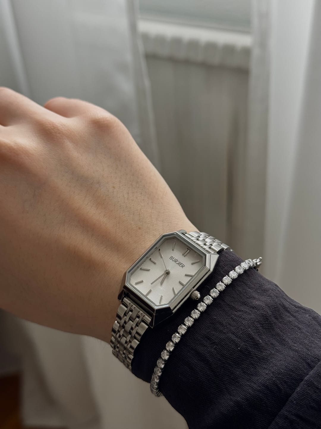 Customer photo review of Isabell Silver