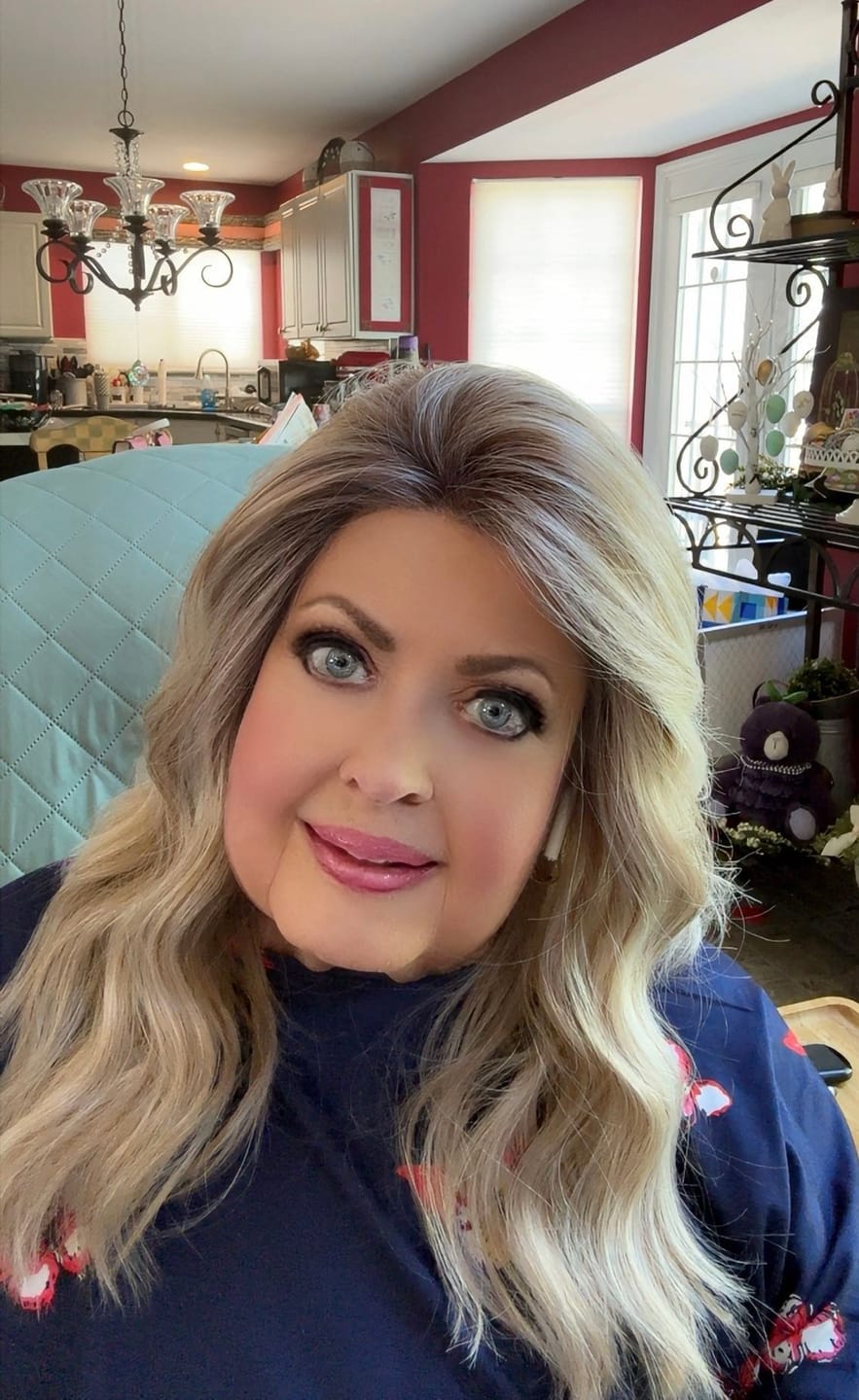 Customer photo review of FREQUENT FLYER - Neutral Sand Blonde