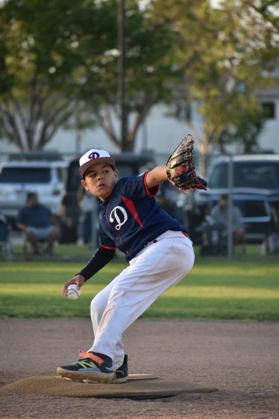 Customer photo review of Dynamic Shoulder & Elbow Stabilizer - K2 Youth Sleeve