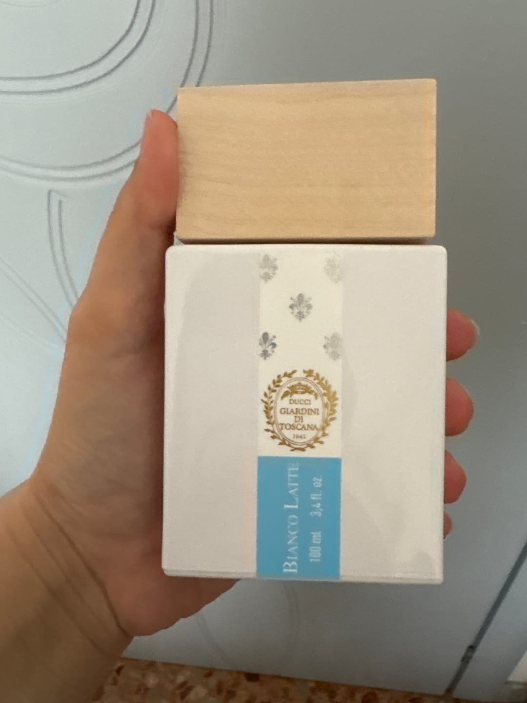 Customer photo review of GIARDINI DI TOSCANA - BIANCO LATTE