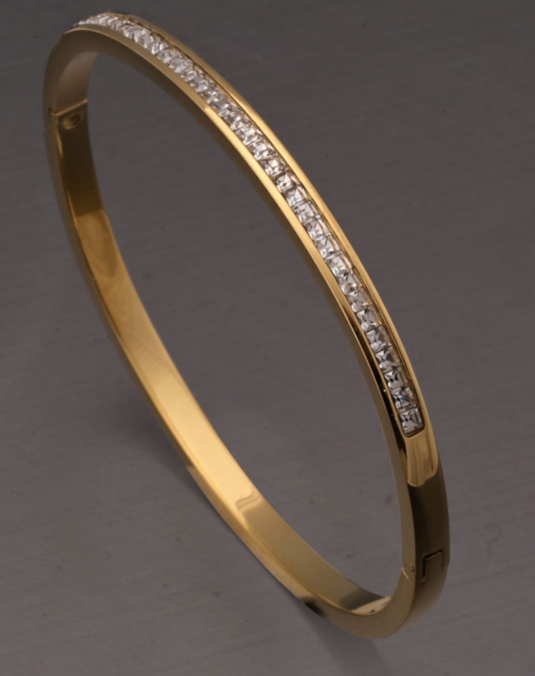 Customer photo review of Sparkling Line Bangle Bracelet