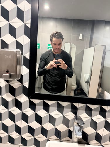 Customer photo review of Training Long Sleeve - Black