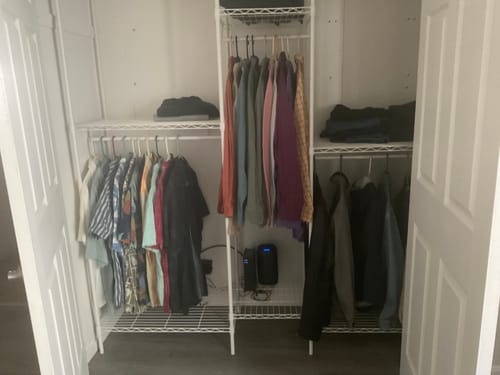 Customer photo review of Raybee 900LBS Heavy Duty Closet Rack, Portable Clothes Rack for Hanging