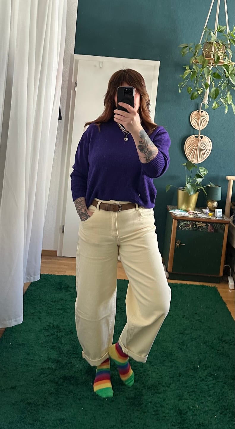 Customer photo review of Stretch Balloon Jeans Butter yellow