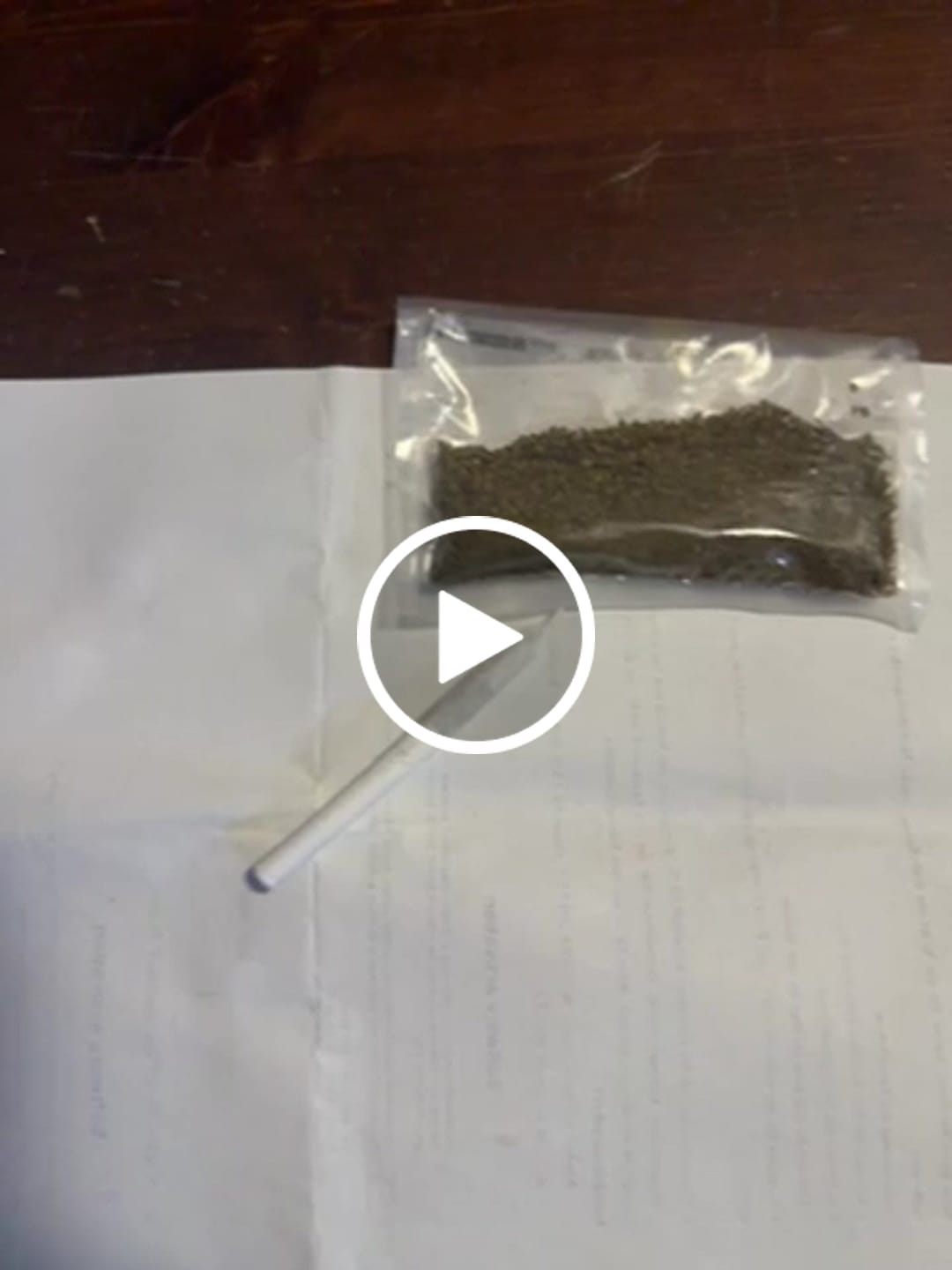 Customer video review of Super Silver Haze Extra Strong 60% - CBD Blüten - Indoor - Unsere stärkste Sorte