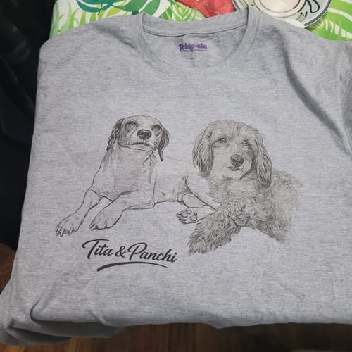 Customer photo review of Polera Personalizada Mascota Dibujo
